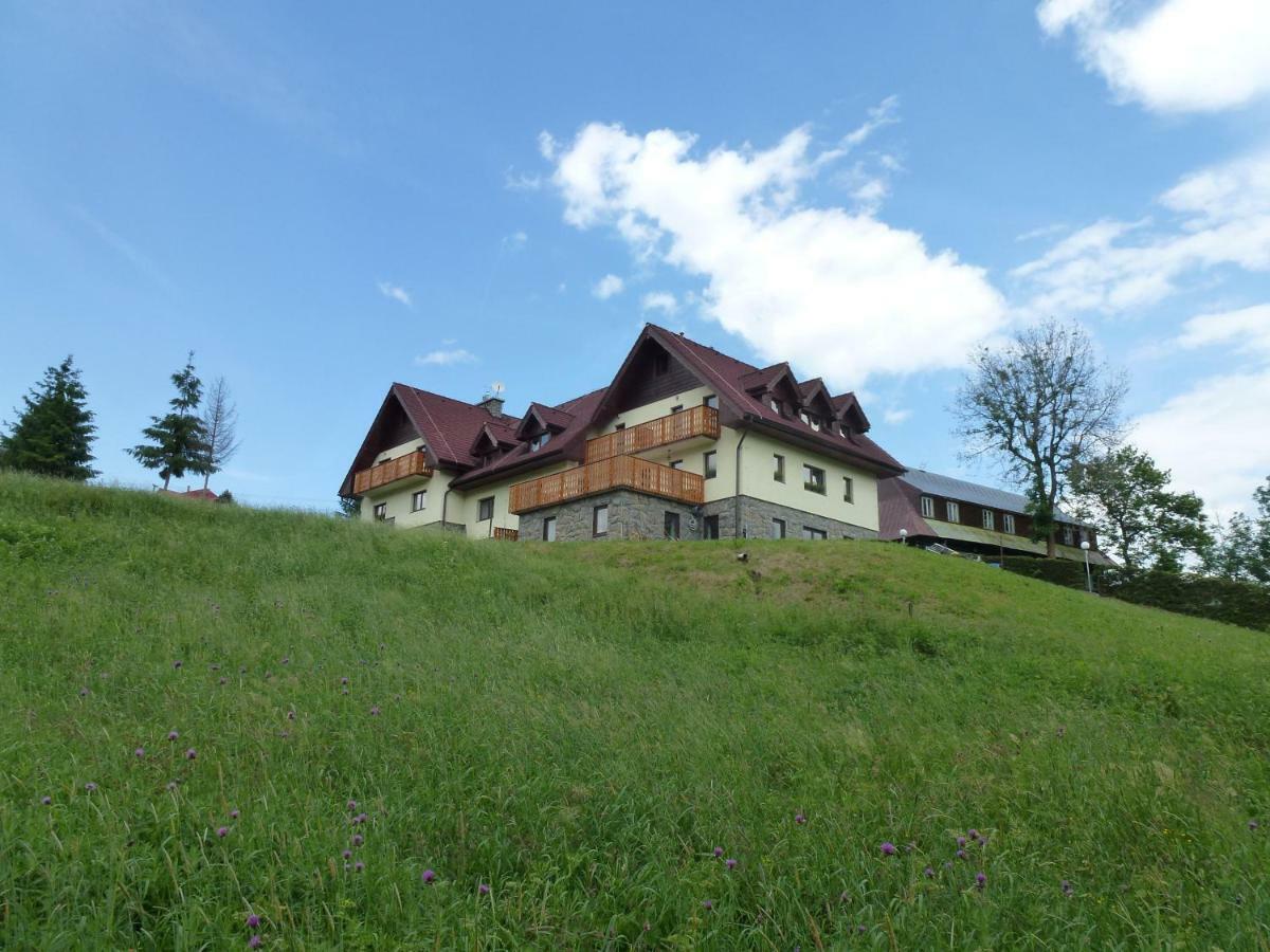 Penzion Bachleda Zdiar Bagian luar foto
